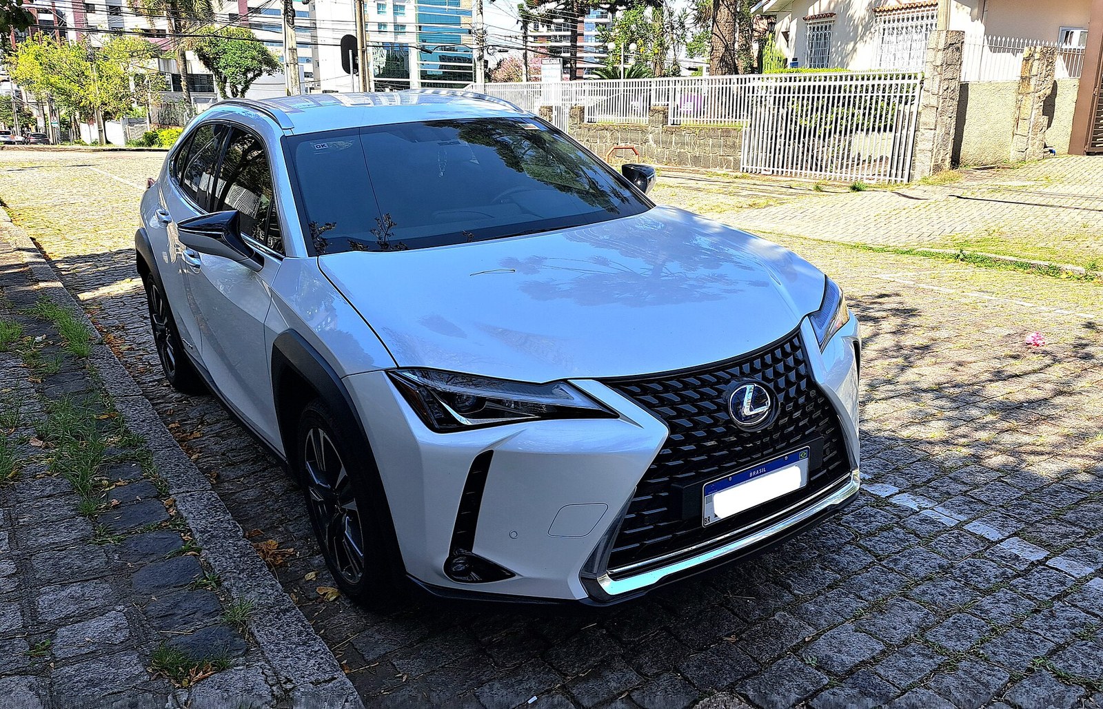Lexus UX Hybrid
